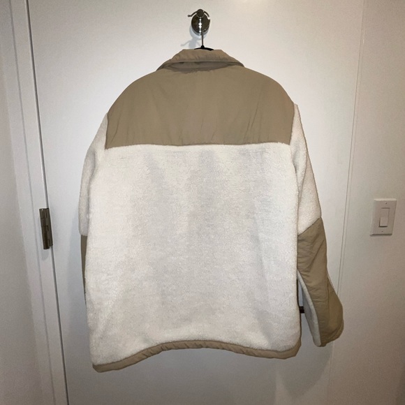 H&M - Mens Regular Fit Faux Shearling Overshirt - Picture 6 of 6